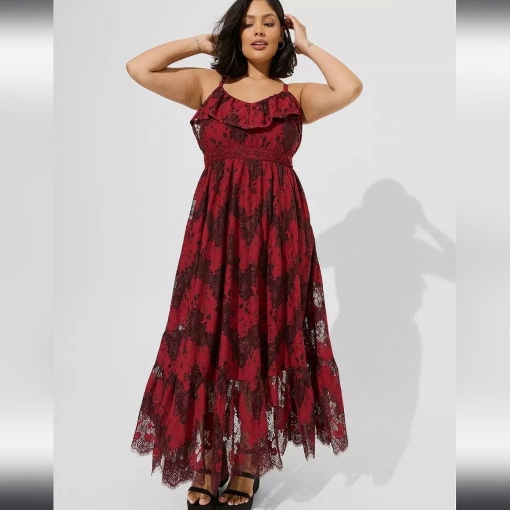 NWT Torrid Maxi Tiered Lace Hem Dress